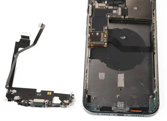 Charging connector iPhone 12 Pro Max repair - Free guide