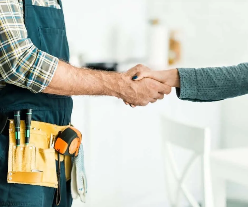 A Handyman's Guide to Negotiating Rates with Clients